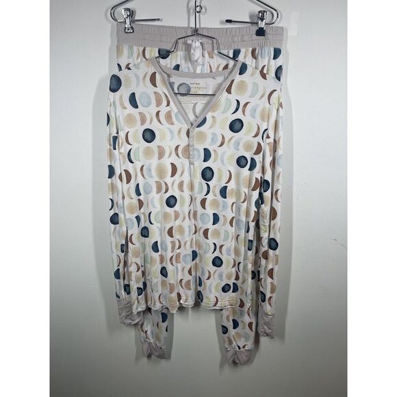 Little Sleepies Other - Little Sleepies Women's Pajama Set Long Sleeve Top & Bottoms Luna Size Small